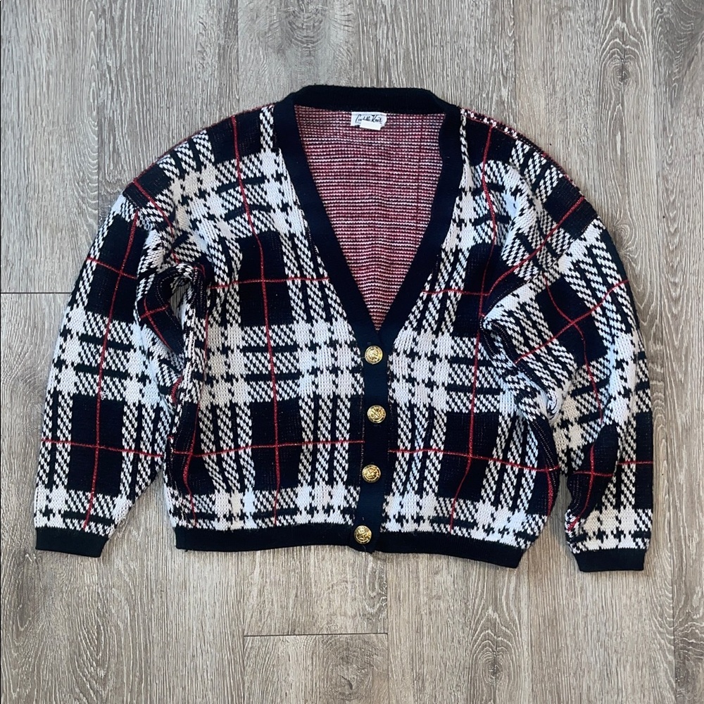 Vintage cuddle knit size large Black and White Plaid Cardigan sweater